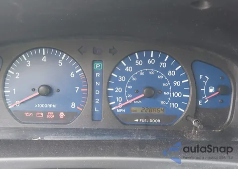 2002 Toyota Sienna Le из США, поврежденный, VIN 4T3ZF13C82U465948